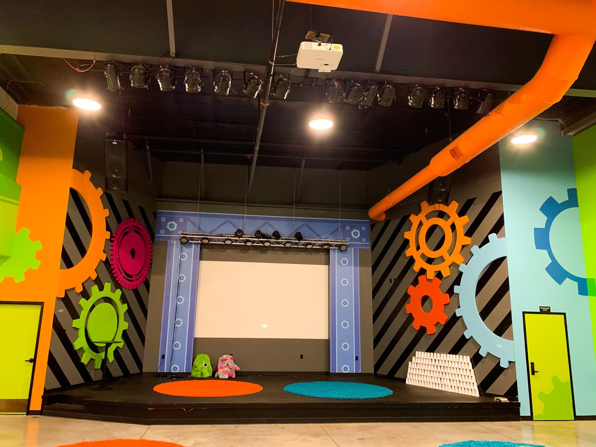 E Kids stage and children’s ministry environment